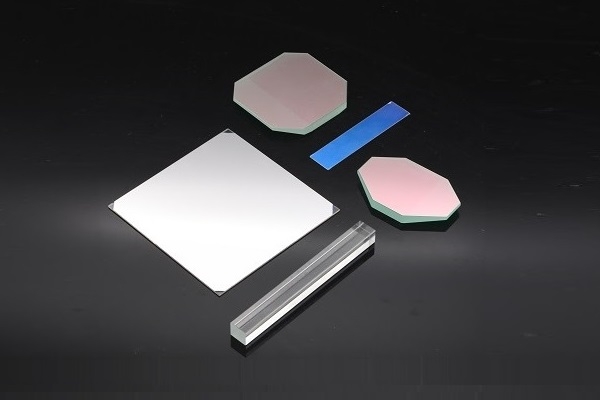 全介質高反905nm反射鏡